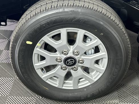New 2026 Toyota Tacoma SR5 AWD/4WD image 10