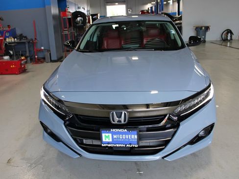 Used 2021 Honda Accord Sport Special Edition image 2