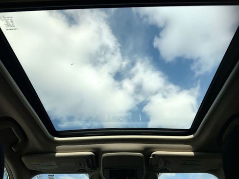 Used 2020 Subaru Forester Premium image 23