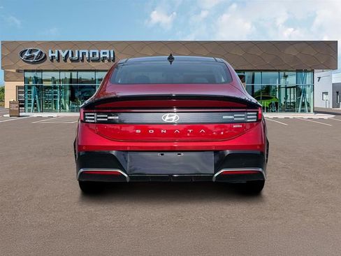 New 2026 Hyundai Sonata Limited FWD image 6