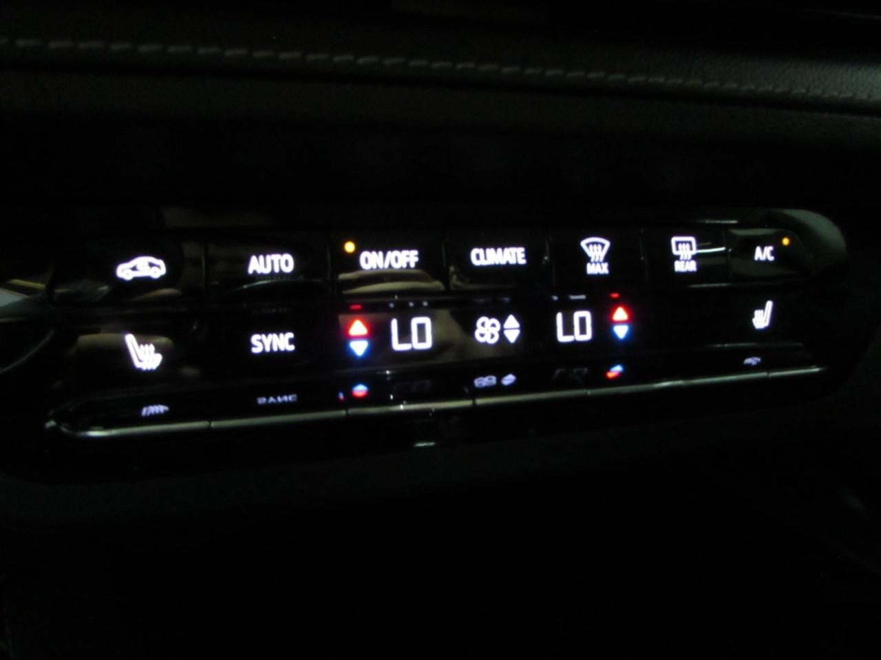 Used 2023 Buick Envision Preferred w/ Sport Touring Package AWD/4WD image 29