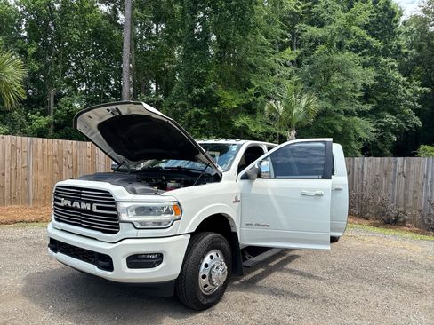 Used 2019 RAM 3500 Laramie AWD/4WD image 6