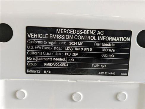 Certified 2024 Mercedes-Benz EQB 250+ image 24