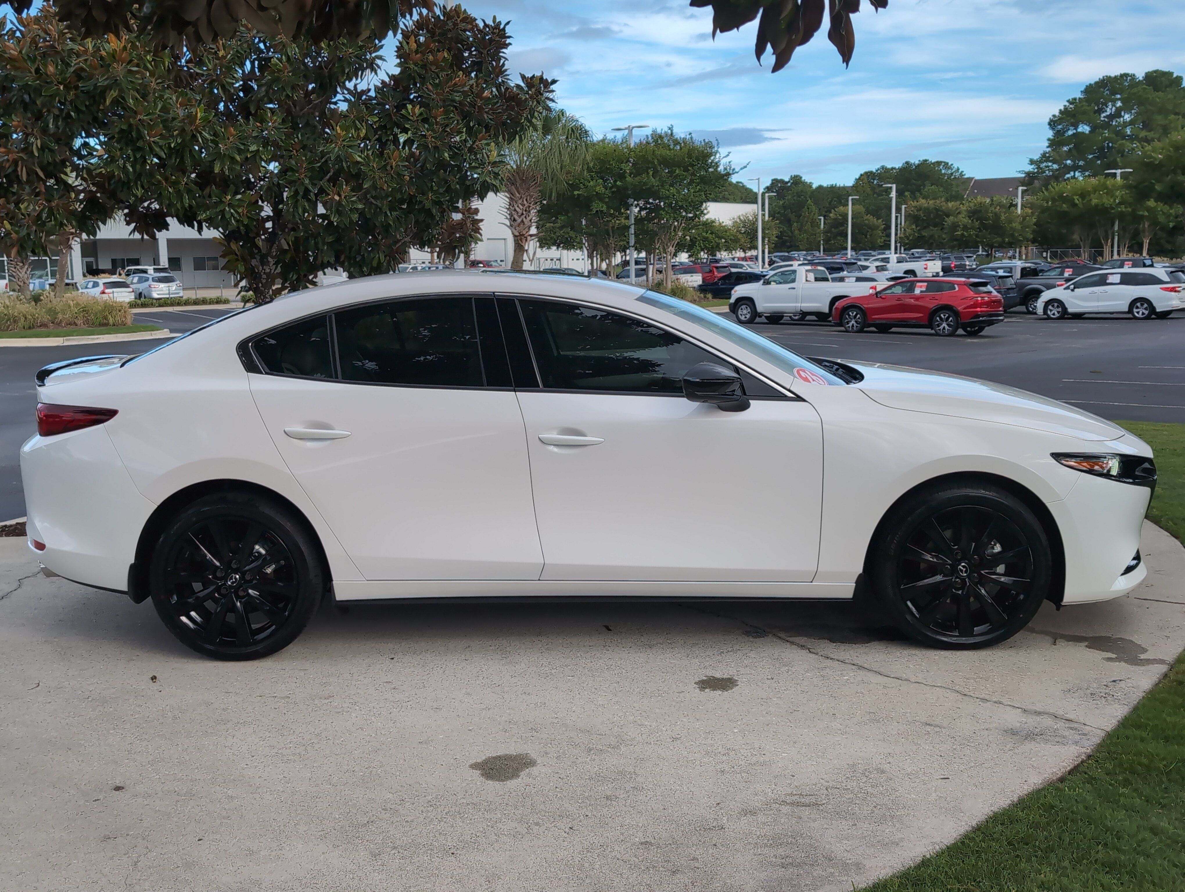 Used 2026 MAZDA MAZDA3 2.5 Turbo Sedan w/Premium Plus AWD/4WD image 11