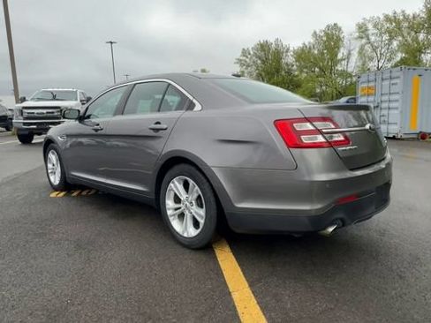 Used 2013 Ford Taurus SEL FWD image 6