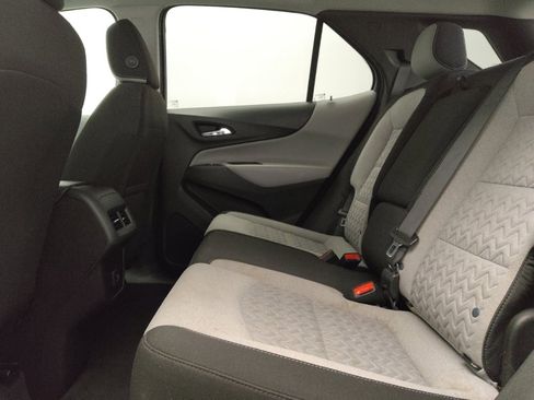 Used 2022 Chevrolet Equinox LT AWD/4WD image 18