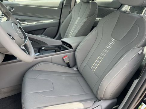 New 2026 Hyundai Elantra Sport FWD image 24