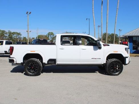 Used 2024 GMC Sierra 2500 AT4 w/ AT4 Premium Plus Package image 14