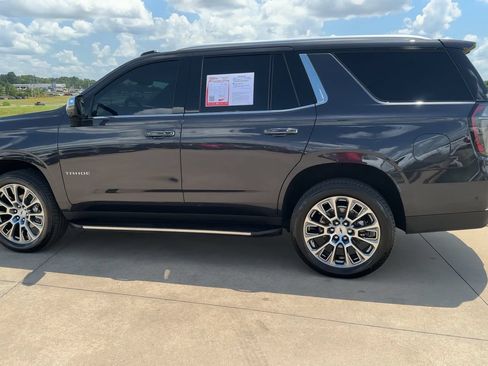 Used 2025 Chevrolet Tahoe Premier AWD/4WD image 6