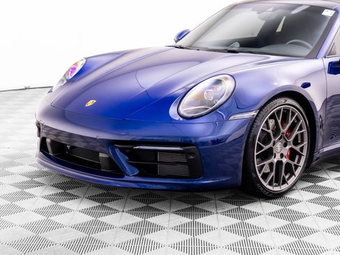 Certified 2023 Porsche 911 Carrera 4S AWD/4WD image 43
