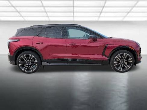 New 2026 Chevrolet Blazer EV SS w/ Performance Package image 35