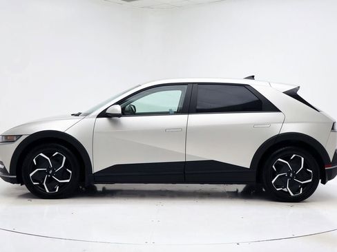 Used 2024 Hyundai Ioniq 5 SEL image 5
