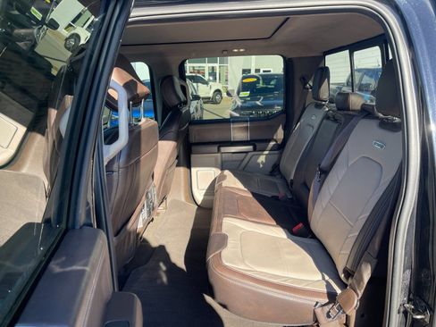 Used 2019 Ford F150 Limited image 14