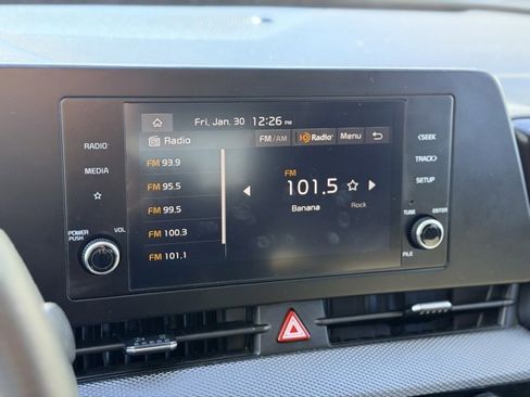 Used 2024 Kia Sportage LX image 11