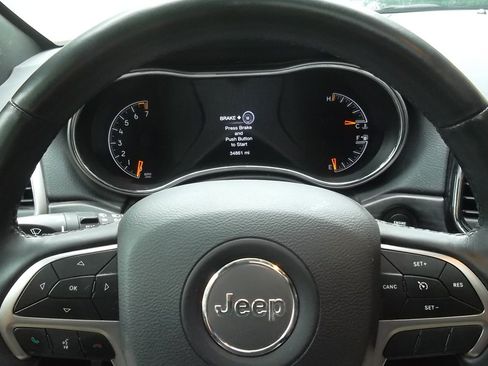 Used 2019 Jeep Grand Cherokee Limited RWD image 14