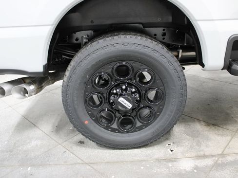 New 2026 Ford F250 XLT w/ XLT Premium Package AWD/4WD image 40