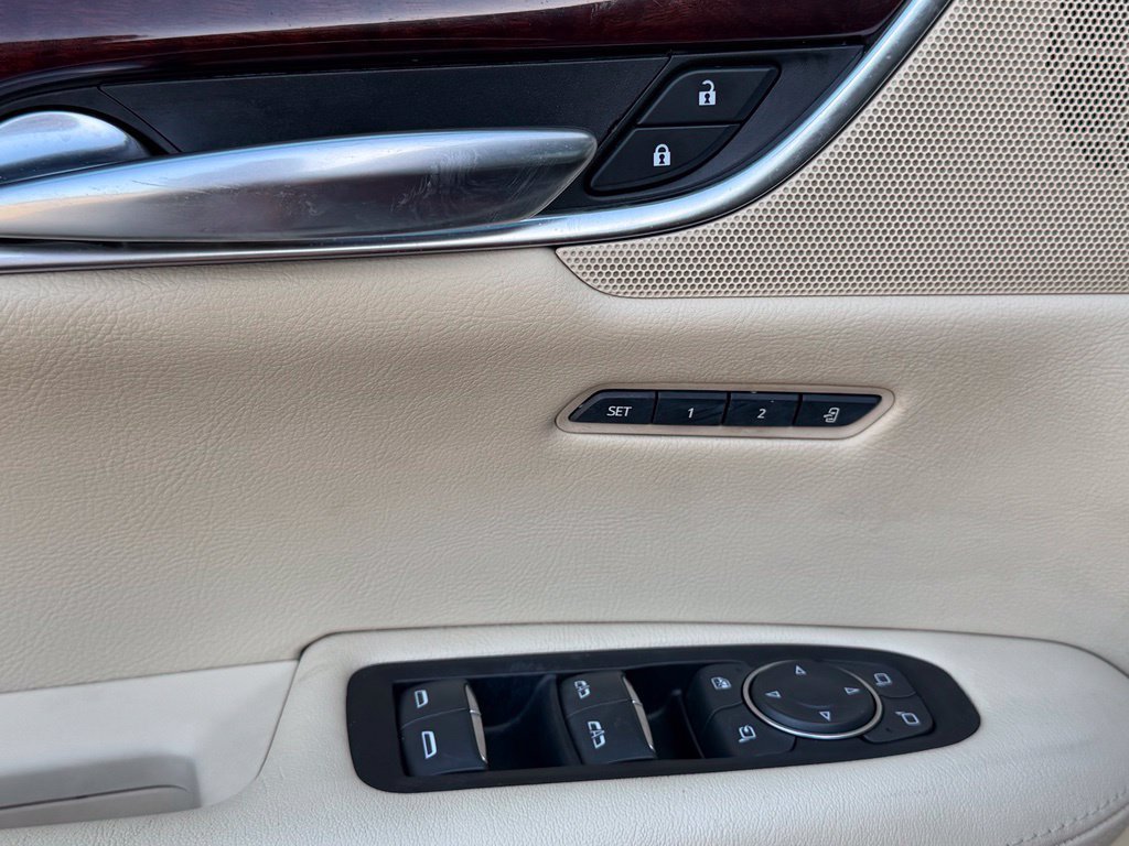 Used 2019 Cadillac XT5 Luxury FWD image 17