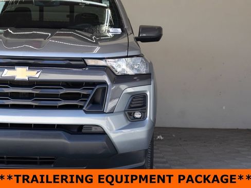 Used 2024 Chevrolet Colorado LT w/ LT Convenience Package II RWD image 5