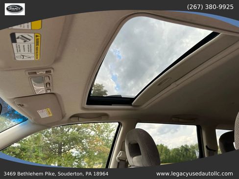 Used 2003 Mitsubishi Outlander XLS image 11