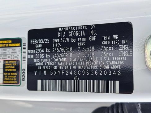 Certified 2025 Kia Telluride LX FWD image 15