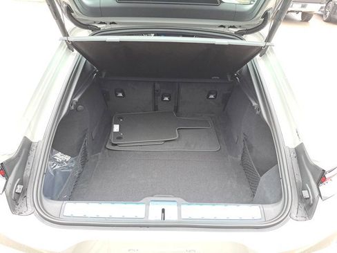 New 2026 Porsche Panamera 4 image 15