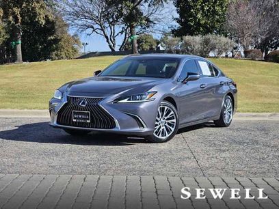 Certified 2021 Lexus ES 350 w/ Premium Package