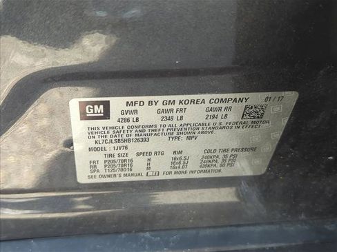 Used 2017 Chevrolet Trax LT w/ LT Convenience Package image 2