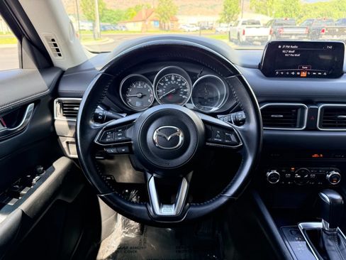 Used 2017 MAZDA CX-5 Touring FWD image 11