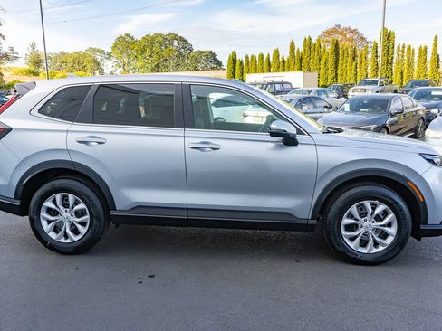 New 2026 Honda CR-V LX image 5