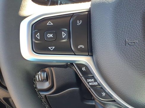 Used 2025 RAM 1500 Big Horn RWD image 10