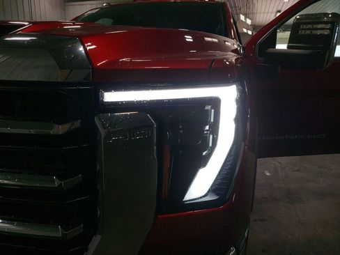New 2026 GMC Sierra 3500 SLT w/ SLT Premium Package AWD/4WD image 32
