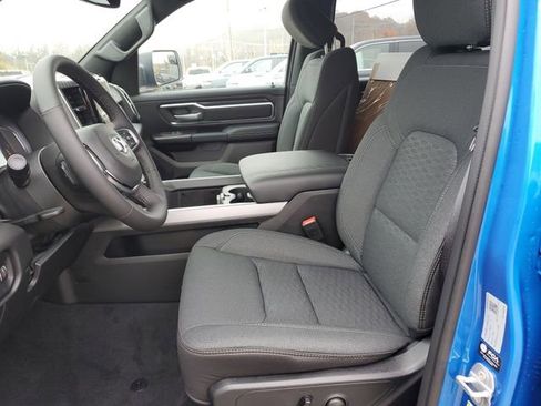 New 2026 RAM 1500 4x4 Crew Cab image 12