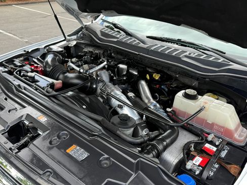 Used 2017 Ford F550 2WD Regular Cab Super Duty image 27