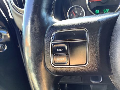 Used 2012 Jeep Wrangler Unlimited Sport image 13