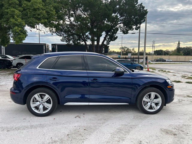 Used 2019 Audi Q5 2.0T Premium w/ Convenience Package AWD/4WD image 19