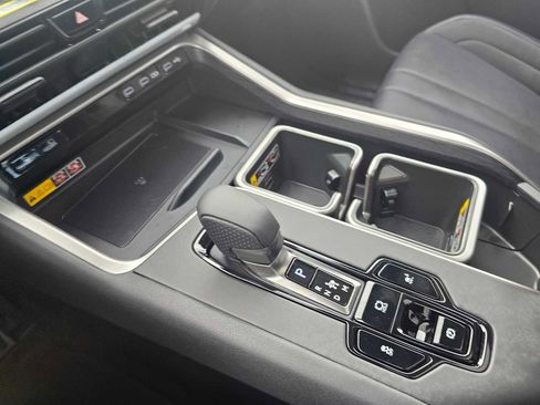 New 2026 Lexus TX 500h AWD image 32