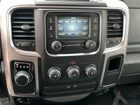 Used 2019 RAM 1500 Classic SLT image 13