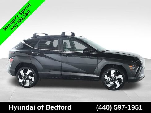 Used 2024 Hyundai Kona Limited AWD/4WD image 12