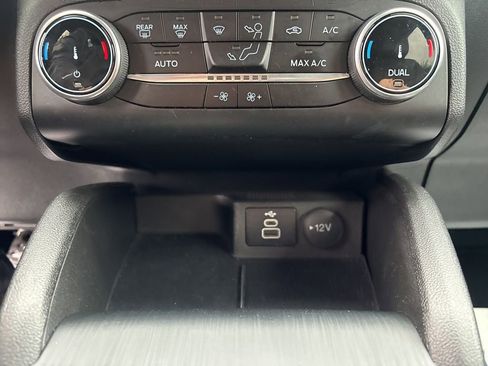 Used 2024 Ford Escape ST-Line image 22