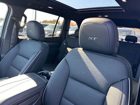 New 2026 Buick Enclave Sport Touring w/ Super Cruise Package FWD image 25