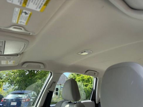 Used 2023 Subaru Forester AWD/4WD image 16
