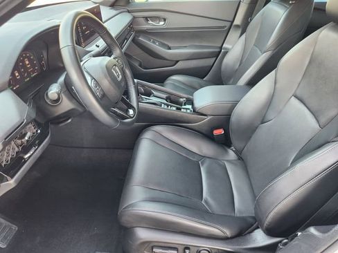 Used 2025 Honda Accord Sport image 13