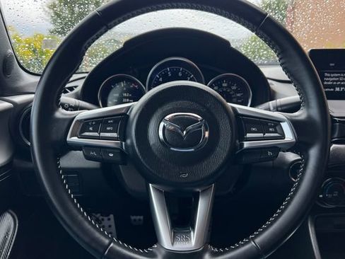 Certified 2024 MAZDA MX-5 Miata Club RWD image 23