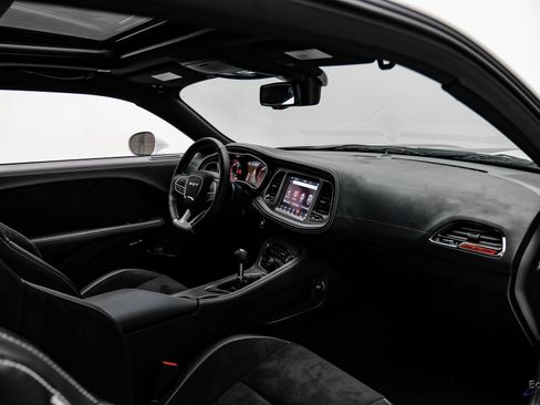 Used 2023 Dodge Challenger SRT Hellcat w/ Driver Convenience Group image 44