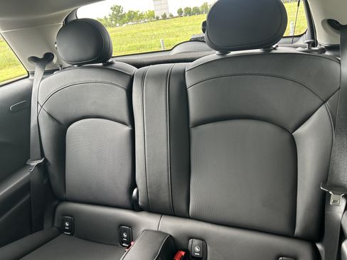 Used 2024 MINI Cooper 2-Door Hardtop FWD image 26