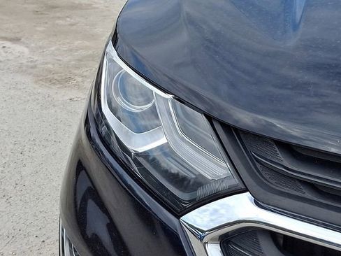Used 2020 Chevrolet Equinox LS w/ LPO, Floor Liner Package AWD/4WD image 27