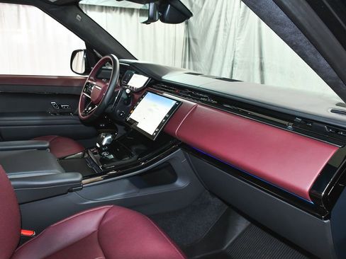 Used 2024 Land Rover Range Rover Sport Autobiography image 61