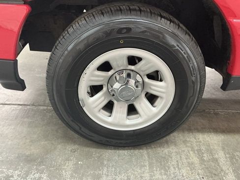 Used 2011 Ford Ranger XLT image 11