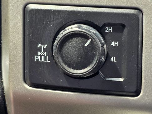Used 2020 Ford F250 Lariat w/ Lariat Ultimate Package AWD/4WD image 15
