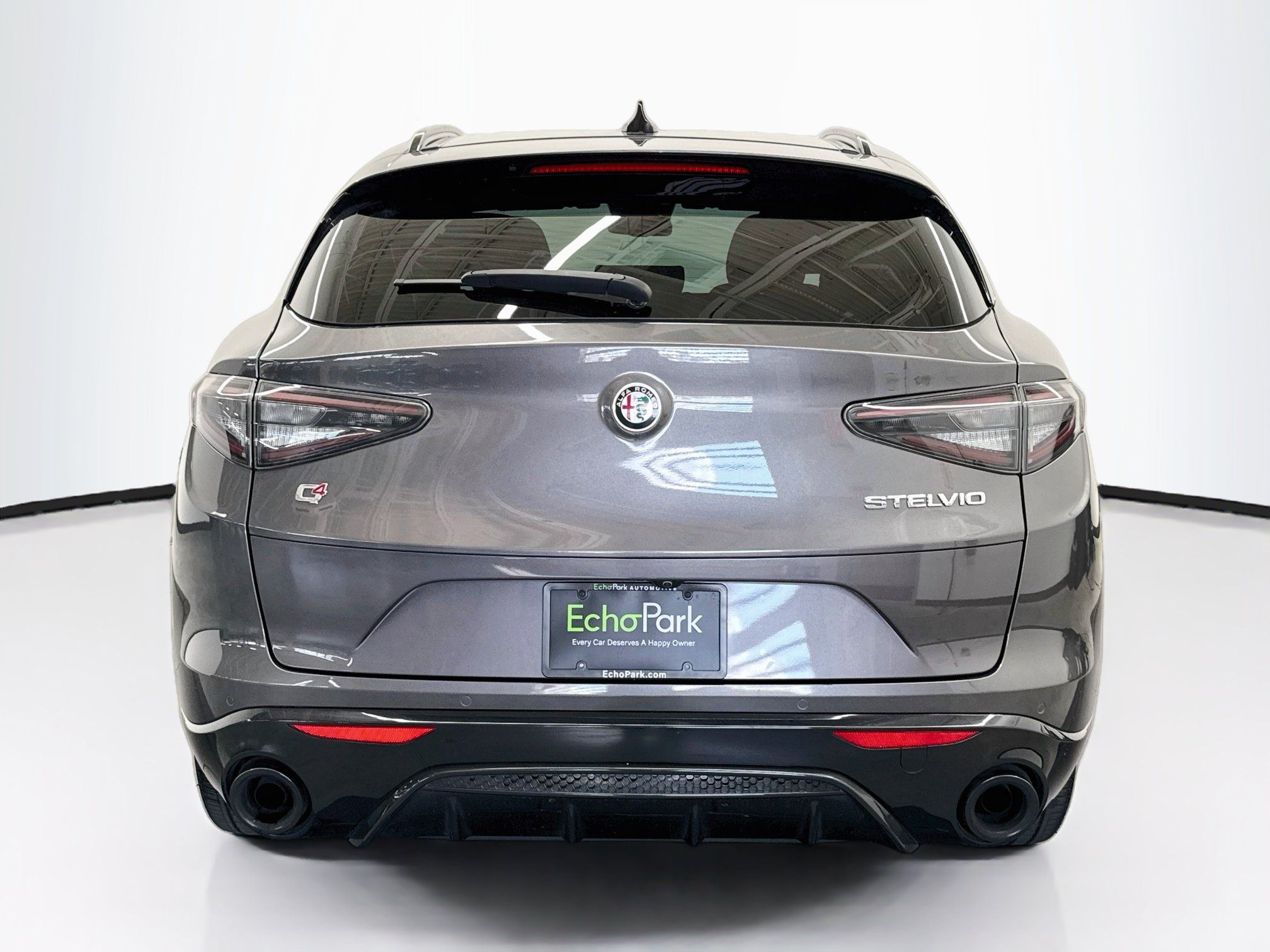 Used 2024 Alfa Romeo Stelvio Veloce AWD/4WD image 7